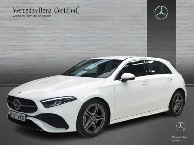 Usado Mercedes A200 AMG line 150 CV (110 kW) 2024 Blanco polar Berlina