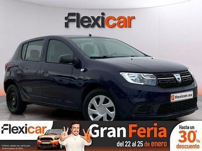 Usado Dacia Sandero Acces 75 CV (55 kW) 2019 Azul Utilitario