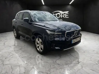 Usado Volvo XC40 Momentum 163 CV (119 kW) 2021 Negro SUV