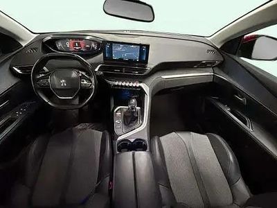 Begagnad Peugeot 5008 Active 131 HK (96 kW) 2021 Röd SUV