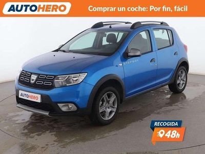 Usado Dacia Sandero Comfort 90 CV (66 kW) 2018 Azul Utilitario