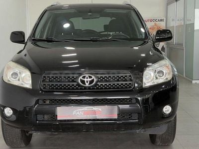 Käytetty Toyota RAV4 Luna 136 HP (100 kW) 2007 Musta Katumaasturi