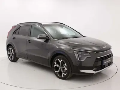 Usado Kia Niro 141 CV (103 kW) 2026 Gris SUV