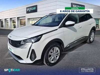 Usado Peugeot 3008 Style 131 CV (96 kW) 2021 Blanco SUV