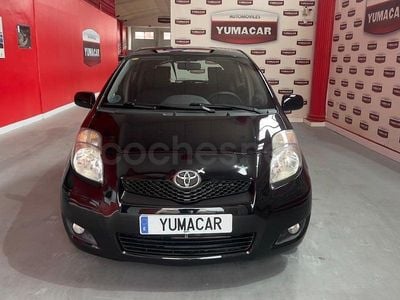 Usado Toyota Yaris Live 69 CV (50 kW) 2010 Negro Utilitario
