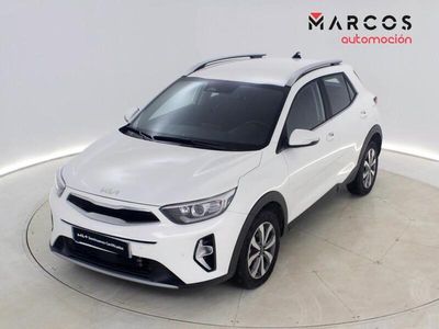 Blanco Usado 2024 Kia Stonic SUV | 19.700 € (Un poco caro)