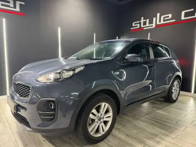Usado Kia Sportage 132 CV (97 kW) 2018 Gris SUV
