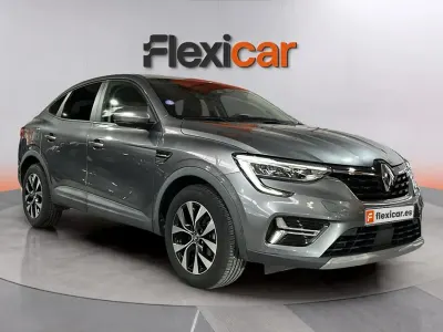 Begagnad Renault Arkana 145 HK (106 kW) 2022 Grå SUV