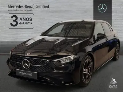 Usado Mercedes A180 116 HP (85 kW) 2025 Preto Sedan