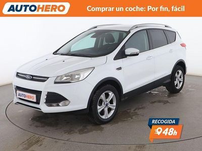 Usado Ford Kuga Trend 121 CV (88 kW) 2016 Blanco SUV