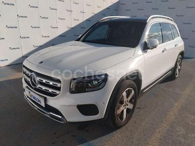 Mercedes GLB220