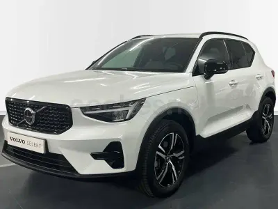 Nuevo Volvo XC40 Plus 163 CV (119 kW) 2026 Blanco SUV