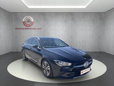 Usado Mercedes CLA200 Shooting Brake 150 CV (110 kW) 2020 Negro Familiar