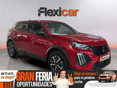 Używany Peugeot 2008 Active 100 KM (73 kW) 2023 Czerwony SUV