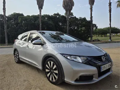 Usado Honda Civic Sport 120 CV (88 kW) 2014 Gris / plata Familiar