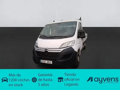 Usado Citroën Jumper 140 CV (102 kW) 2024 Blanco Monovolumen