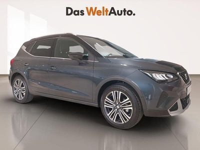 Usado Seat Arona Xperience 115 CV (84 kW) 2025 Gris SUV