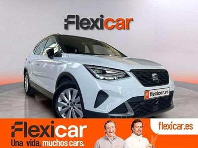 Usado Seat Arona Style Plus 110 CV (80 kW) 2022 Blanco SUV