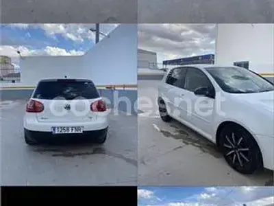Usado VW Golf V Highline 105 CV (77 kW) 2007 Blanco Berlina
