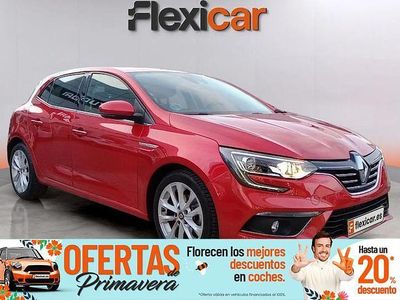 Usado Renault Mégane IV Zen 130 CV (95 kW) 2018 Rojo Berlina