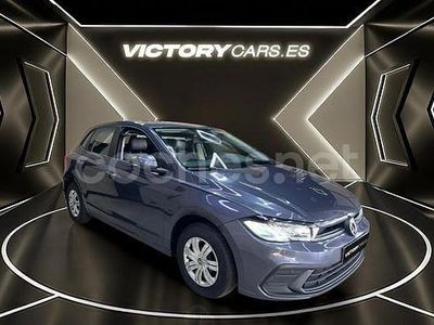 Gris / plata Usado 2021 VW Polo Advance Berlina | 12.995 € (Buen precio)