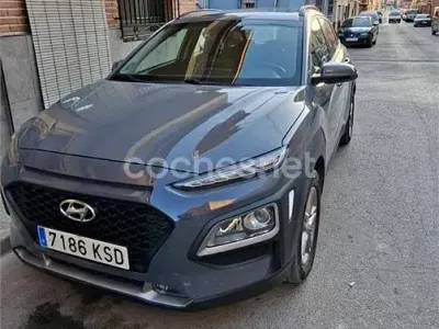 Usado Hyundai Kona 115 CV (84 kW) 2018 Gris / plata SUV
