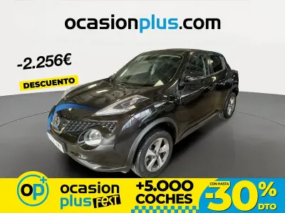 Käytetty Nissan Juke N-Connecta 112 HP (82 kW) 2019 Musta Katumaasturi