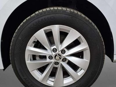 Usado Skoda Kamiq Ambition 151 CV (111 kW) 2023 Blanco SUV