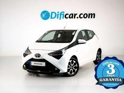 Blanco Usado 2021 Toyota Aygo X-play Utilitario | 11.990 € (Precio justo)