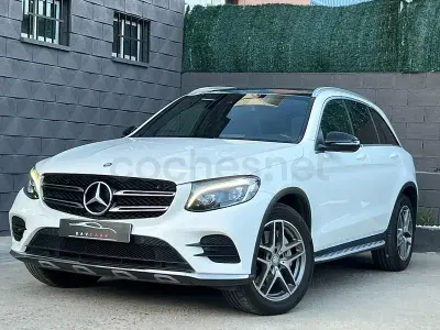 Usado Mercedes GLC220 AMG line 170 CV (125 kW) 2016 Blanco SUV
