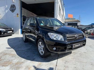 Usado Toyota RAV4 Executive 152 CV (111 kW) 2007 Negro SUV