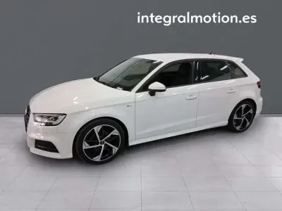 Usado Audi A3 Sportback Business 116 CV (85 kW) 2020 Blanco Utilitario