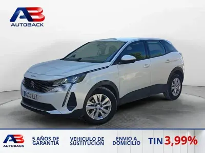 Usado Peugeot 3008 Active 130 CV (95 kW) 2021 Blanco SUV