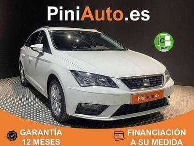 Usado Seat Leon ST Style 114 CV (83 kW) 2019 Blanco Familiar