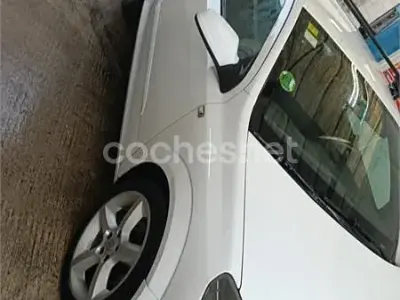 Usado Opel Astra GTC Enjoy 105 CV (77 kW) 2008 Blanco Berlina