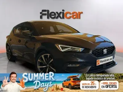 Usado Seat Leon FR 150 CV (110 kW) 2021 Gris