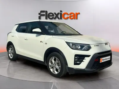 Usado SsangYong Tivoli 163 CV (119 kW) 2024 Blanco SUV