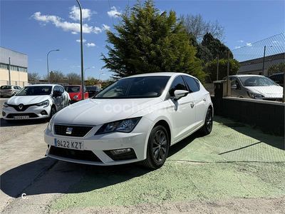 Usado Seat Leon Style 115 CV (84 kW) 2019 Blanco Berlina