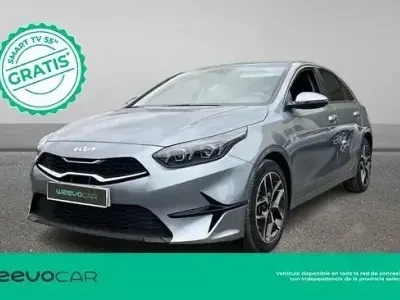 Usado Kia Ceed 120 CV (88 kW) 2024 Gris Utilitario