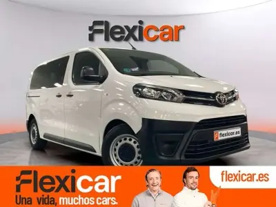 Käytetty Toyota Proace 120 HP (88 kW) 2021 Valkoinen Tila-auto