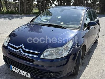 Usado Citroën C4 110 CV (80 kW) 2006 Azul Berlina