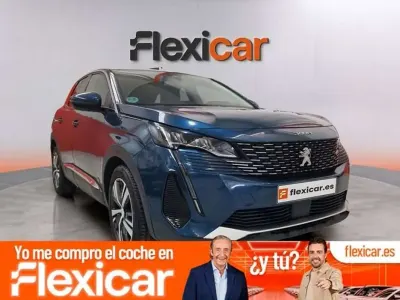Usado Peugeot 3008 Allure 131 CV (96 kW) 2021 Azul SUV