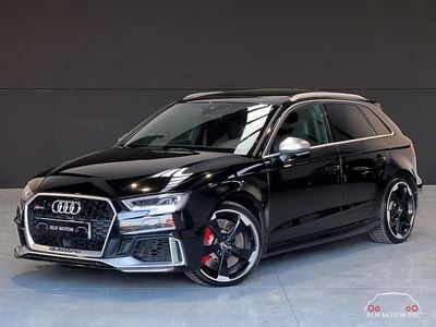 Usado Audi RS3 400 CV (294 kW) 2017 Negro Berlina