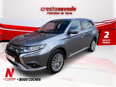 Usado Mitsubishi Outlander P-HEV Motion 224 CV (164 kW) 2020 Gris / plata