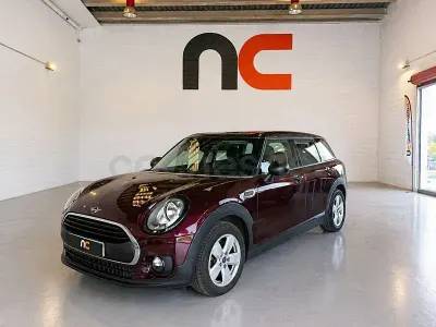 Usado Mini One D Clubman 116 CV (85 kW) 2019 Granate Familiar