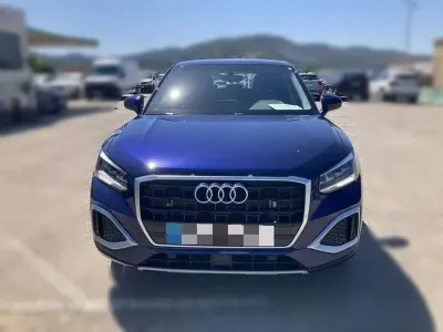 Usado Audi Q2 Advanced 150 CV (110 kW) 2022 Azul SUV