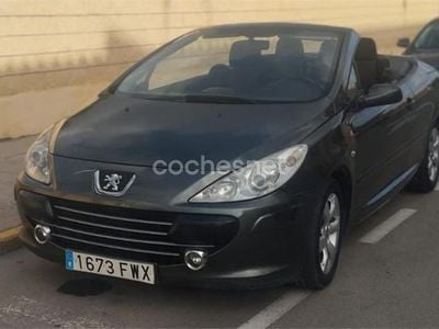 Verde Usado 2007 Peugeot 307 CC Descapotable | 3200 € (Precio justo)