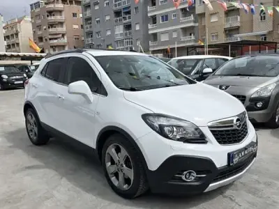 Usado Opel Mokka 131 CV (96 kW) 2013 Blanco SUV