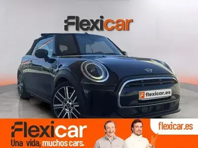 Usado Mini Cooper 136 CV (100 kW) 2023 Negro Utilitario