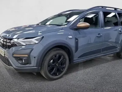 Usado Dacia Jogger Extreme 100 CV (73 kW) 2025 Monovolumen